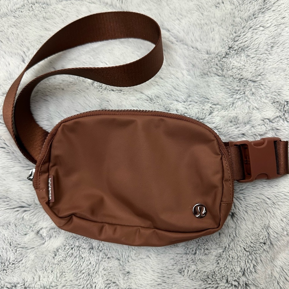 Lululemon belt bag